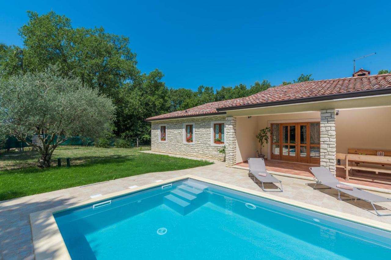 Villa Mirabella 우마그 외부 사진