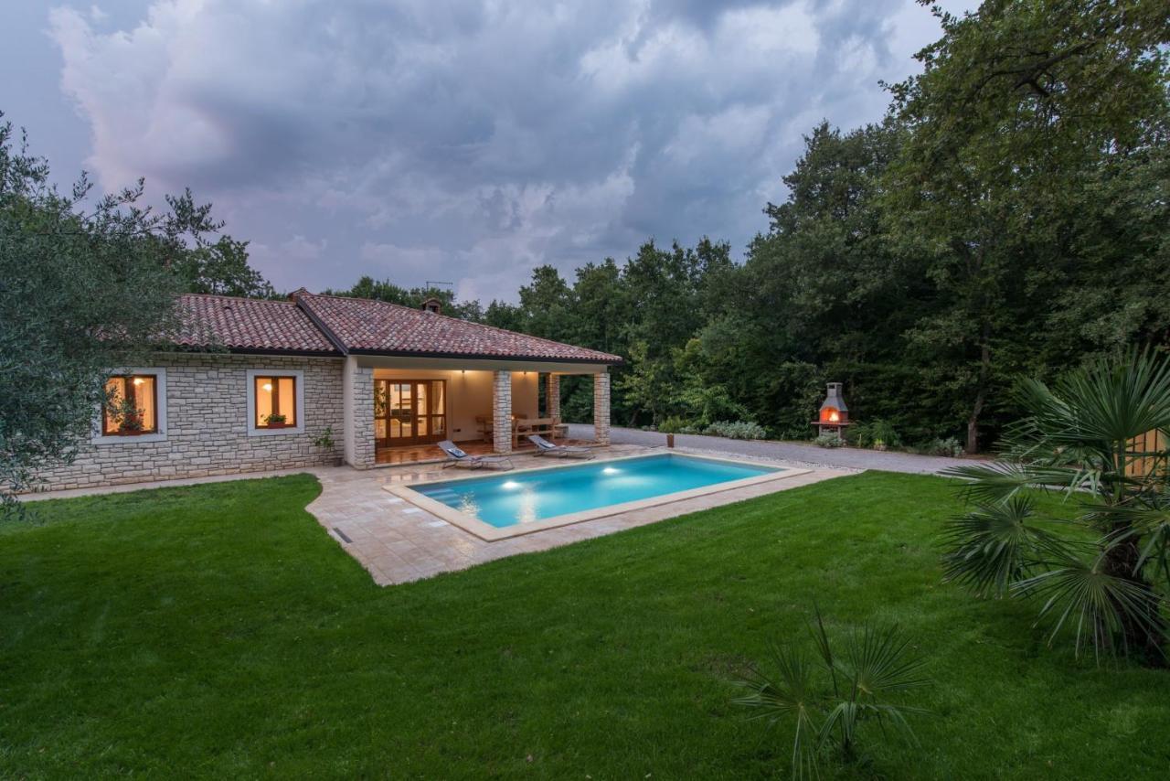 Villa Mirabella 우마그 외부 사진