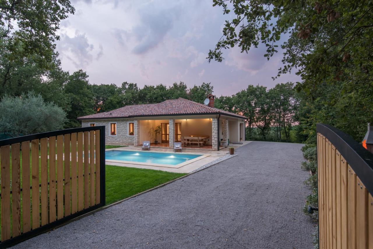 Villa Mirabella 우마그 외부 사진